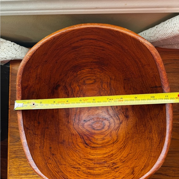 Vintage Elegant teak Bowl - Picture 9 of 10